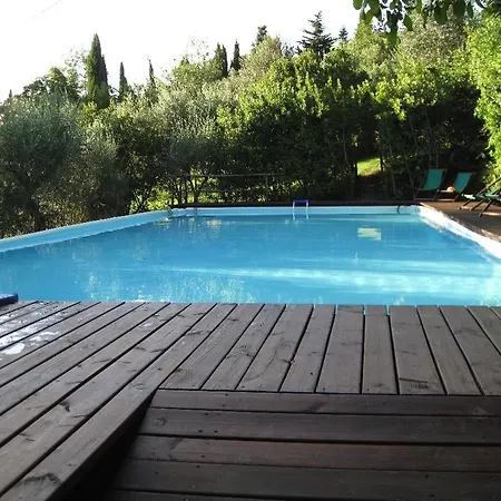Apartment Fattoria Il Leccio Fienile On Florence Hills *